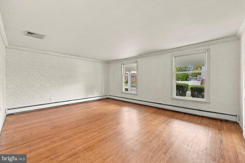 1411 DORCHESTER ROAD