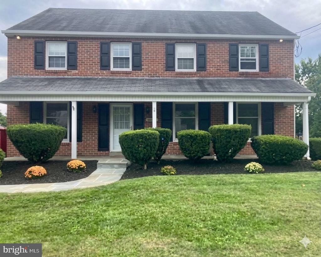 1411 DORCHESTER ROAD