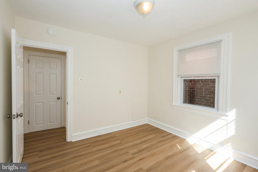 105 S WAYNE AVENUE Unit: 2ND FLOOR