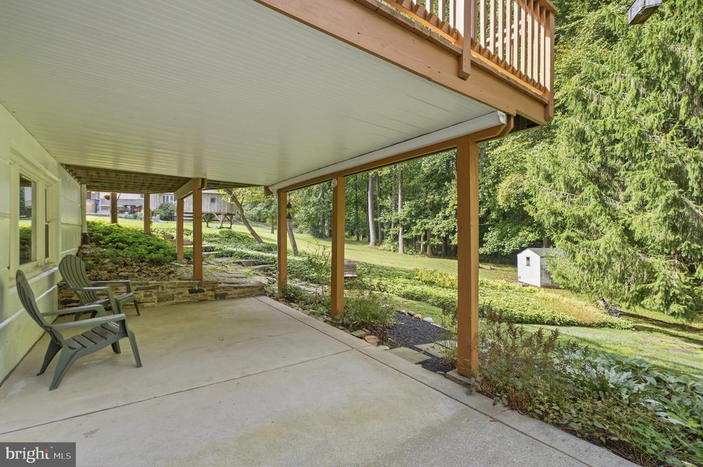 144 BROOKSIDE ROAD