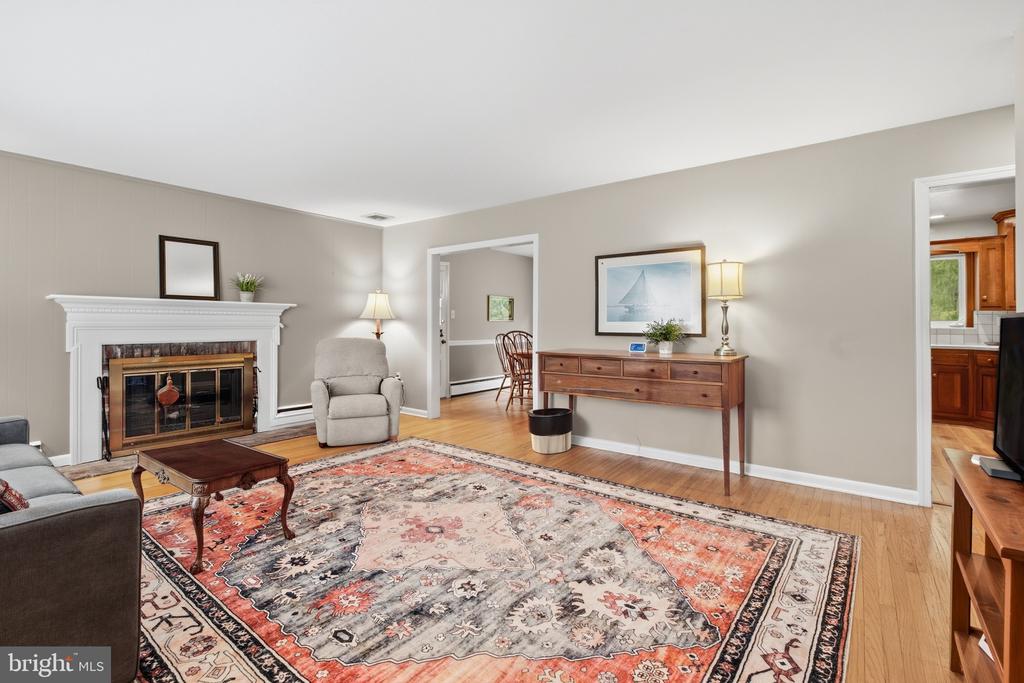 144 BROOKSIDE ROAD