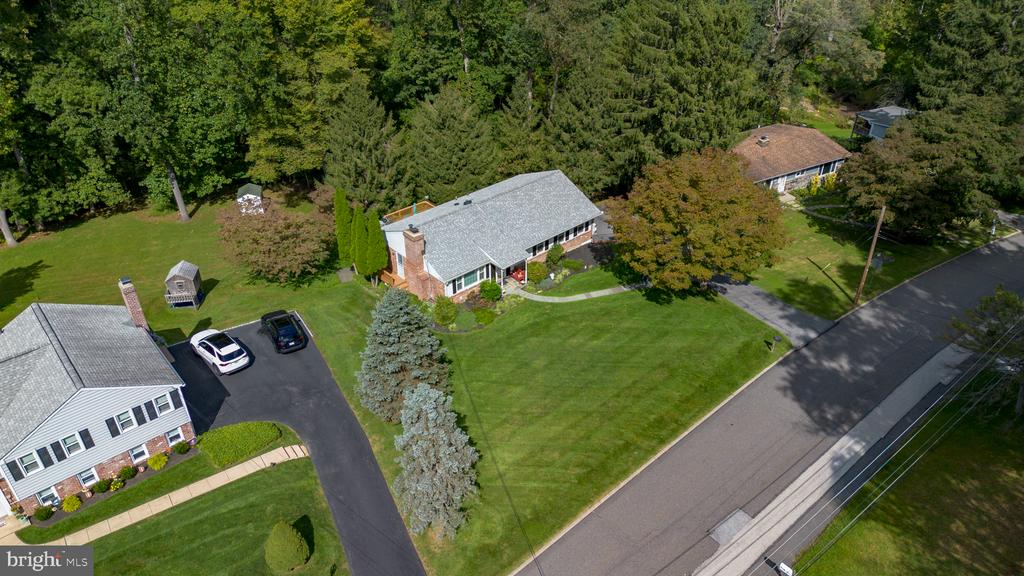 144 BROOKSIDE ROAD