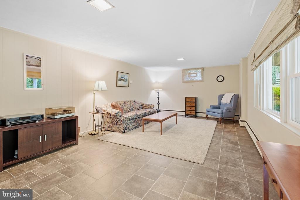 144 BROOKSIDE ROAD