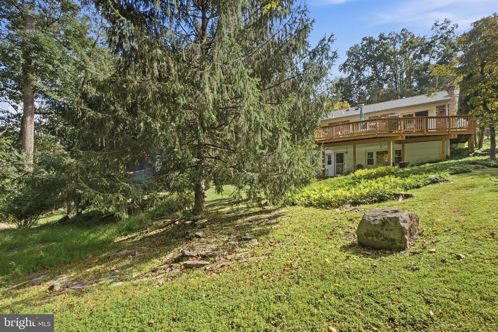 144 BROOKSIDE ROAD