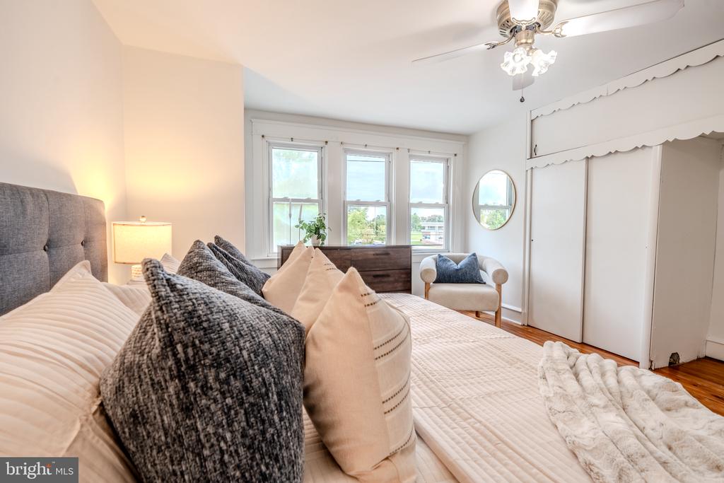1429 LAWRENCE ROAD