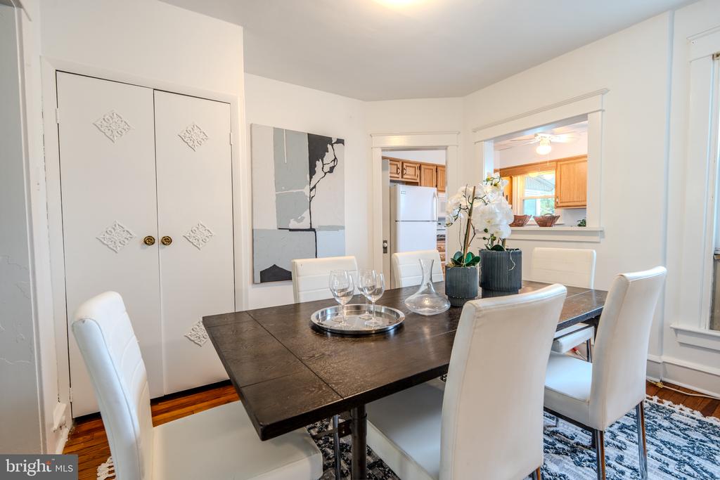 1429 LAWRENCE ROAD