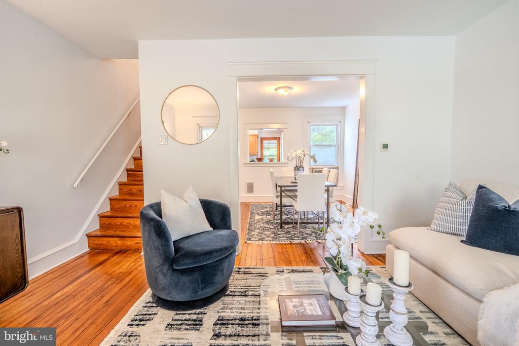 1429 LAWRENCE ROAD