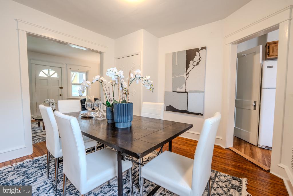 1429 LAWRENCE ROAD