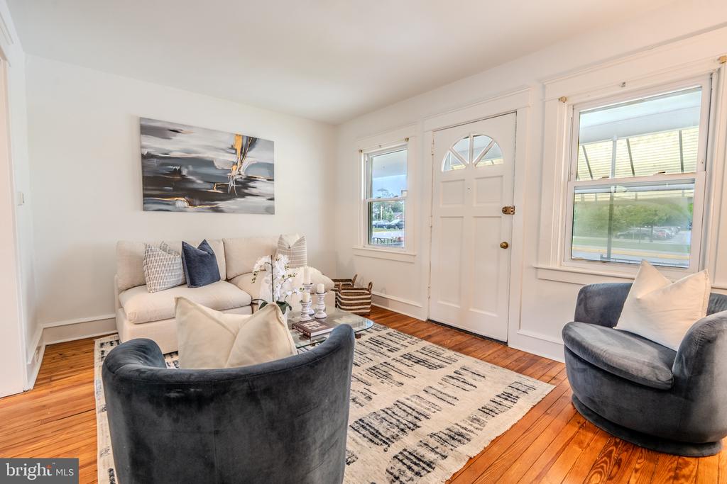 1429 LAWRENCE ROAD