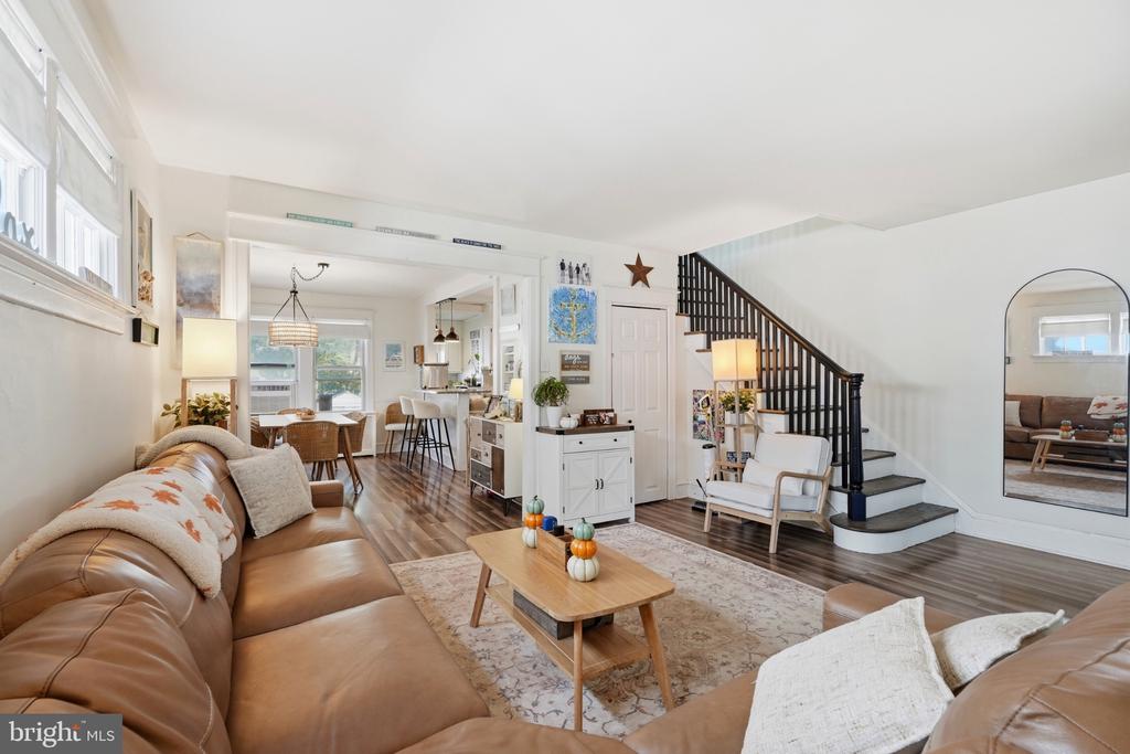123 WILSON AVENUE