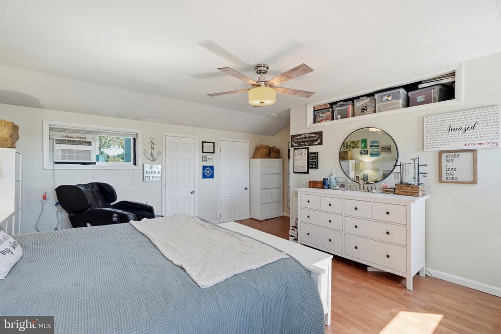 123 WILSON AVENUE