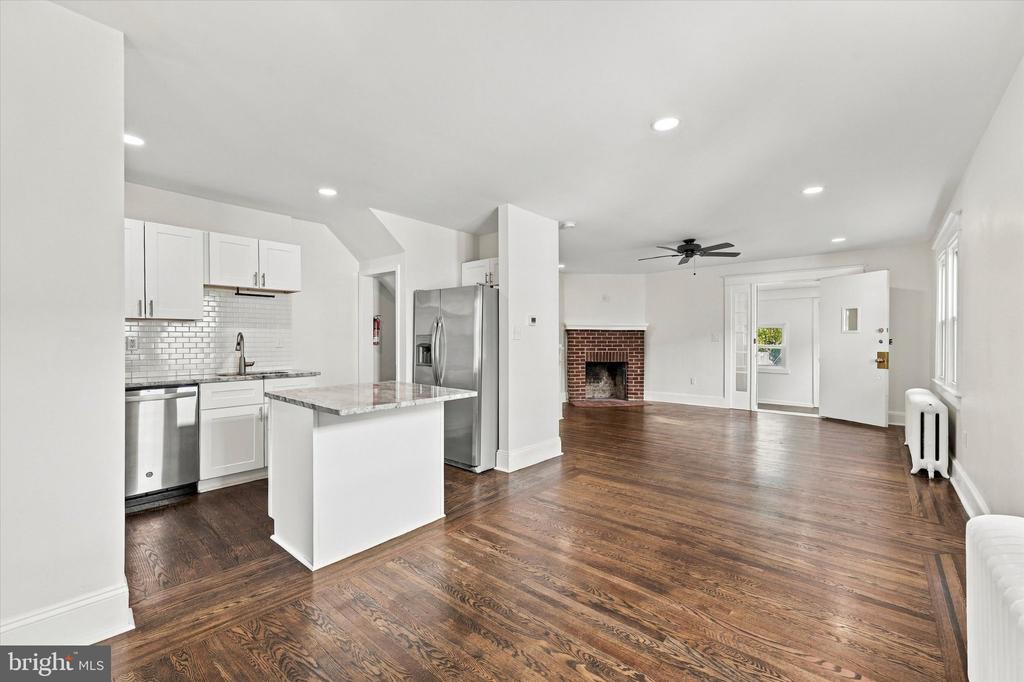 503 WOODLAND DRIVE