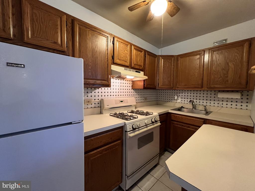 80 W BALTIMORE AVENUE Unit: C208