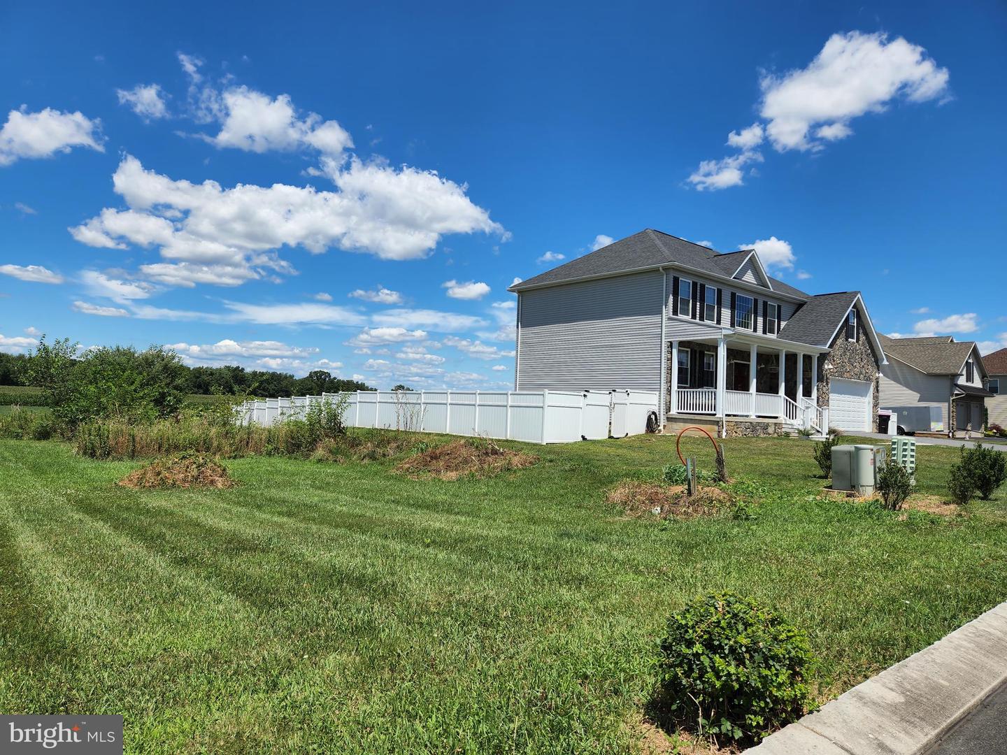 5637 Whinstone Way