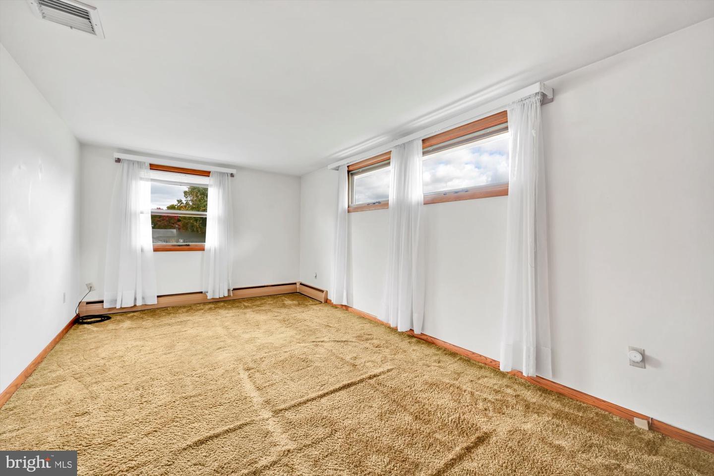 245 Colebrook Rd
