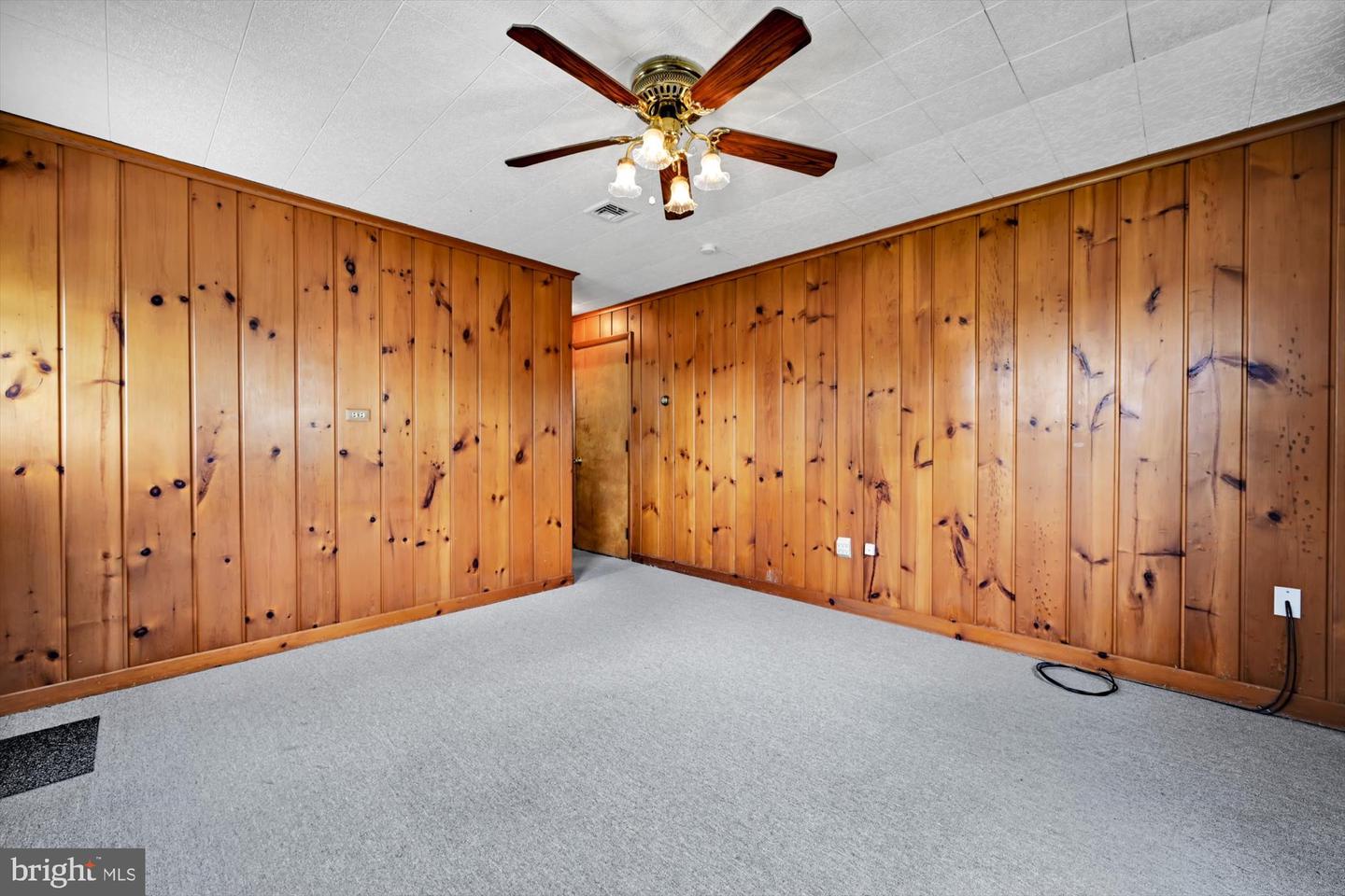 245 Colebrook Rd