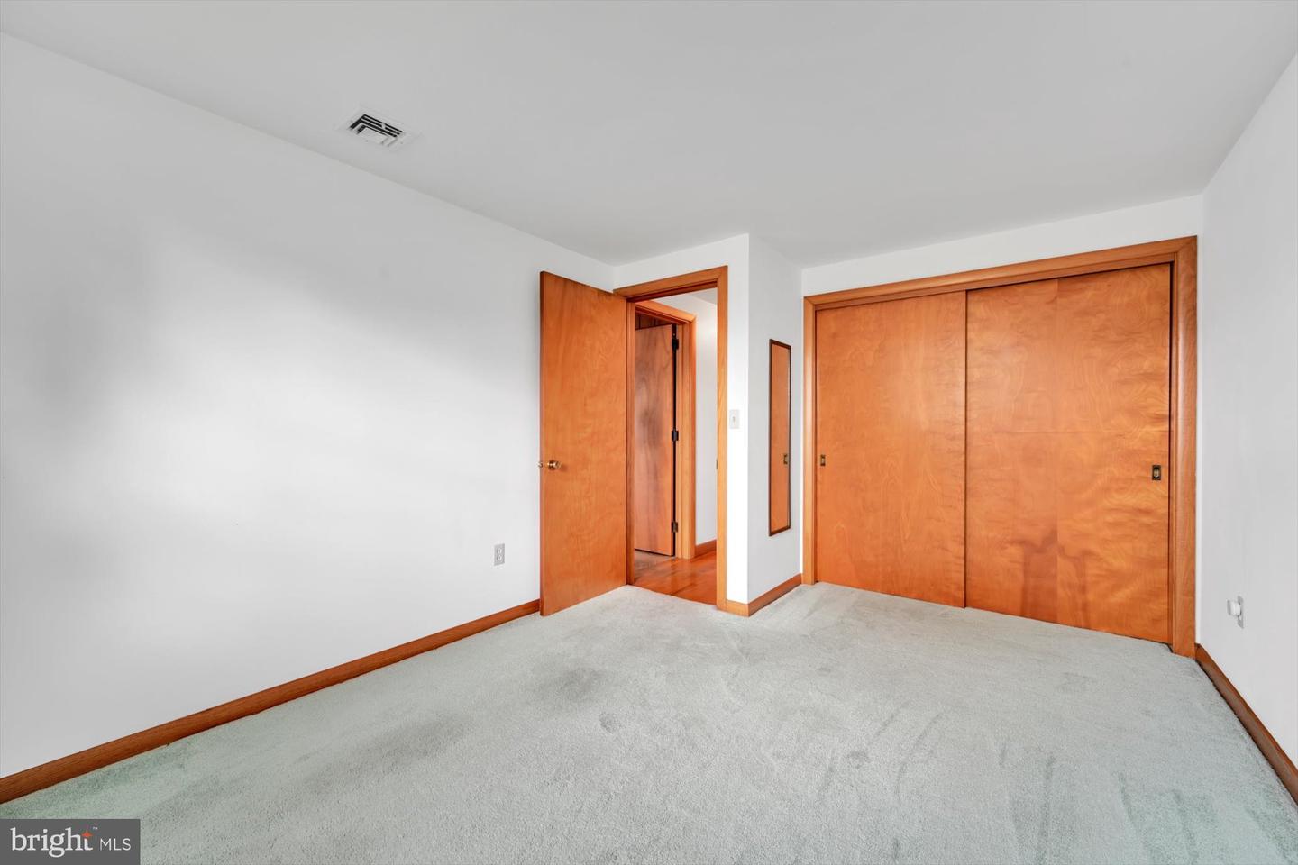 245 Colebrook Rd