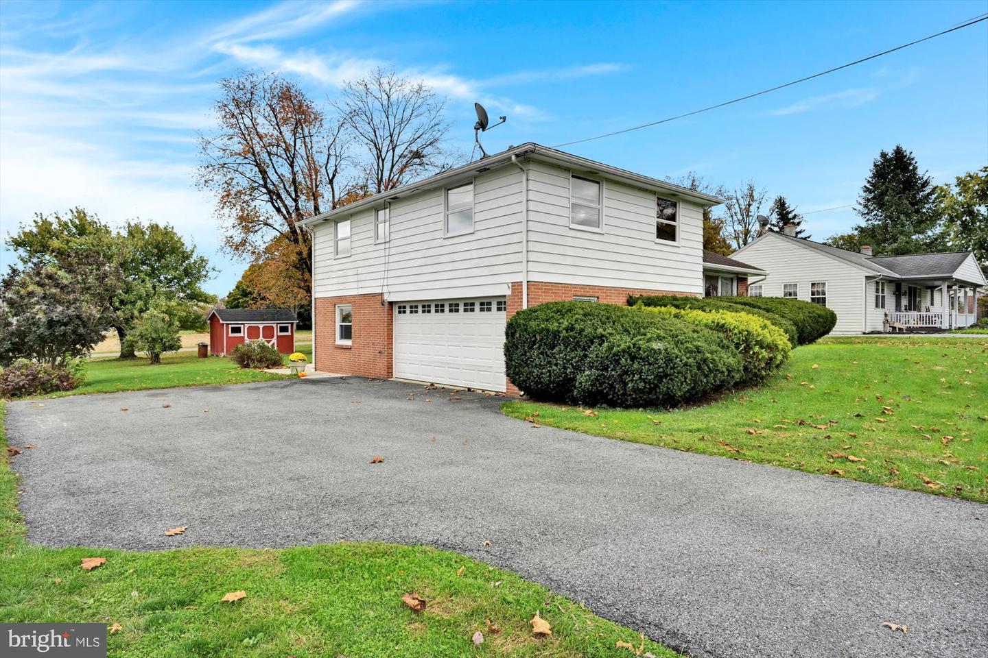 245 Colebrook Rd