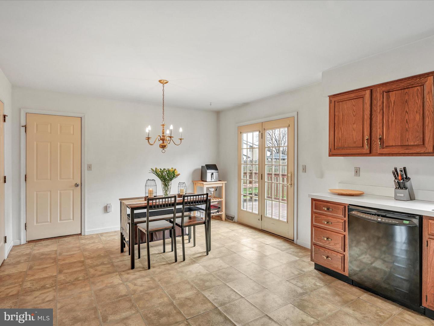 225 Conoy Ave