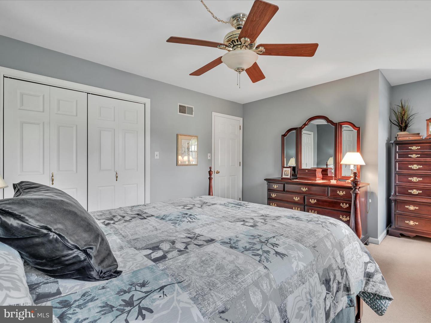 50 Kenbridge Ln