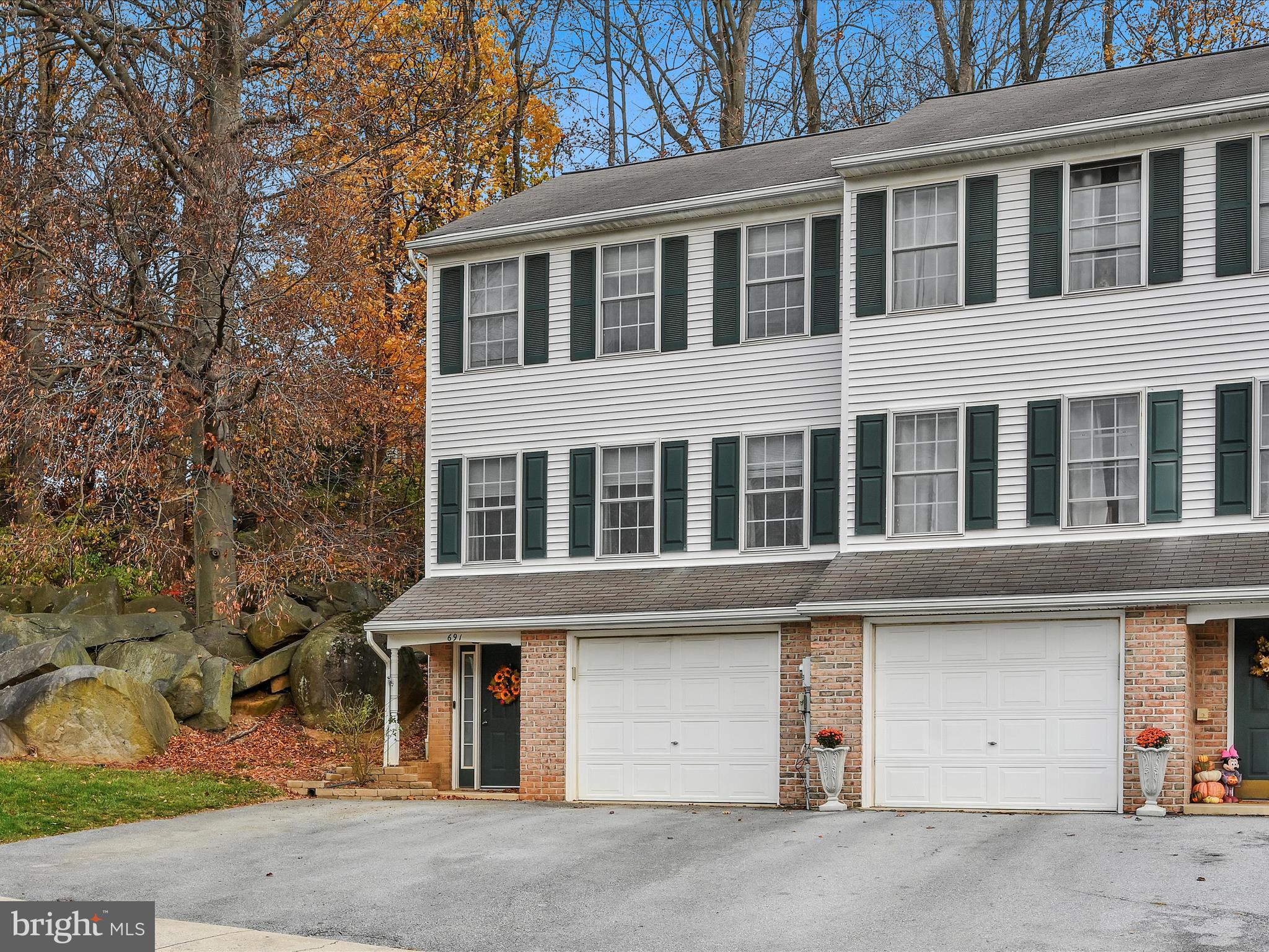 691 Rockwood Dr