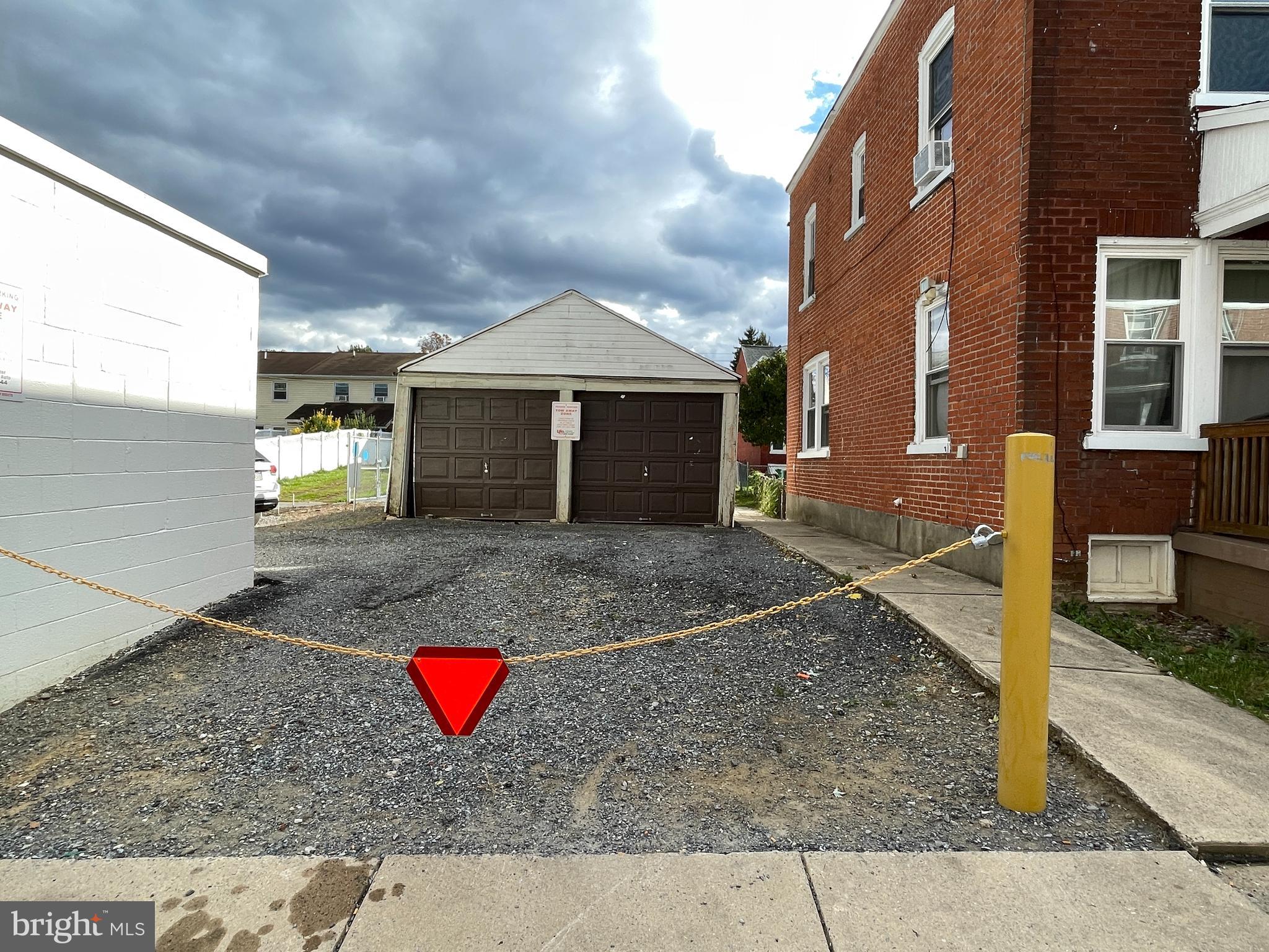 614 George St
