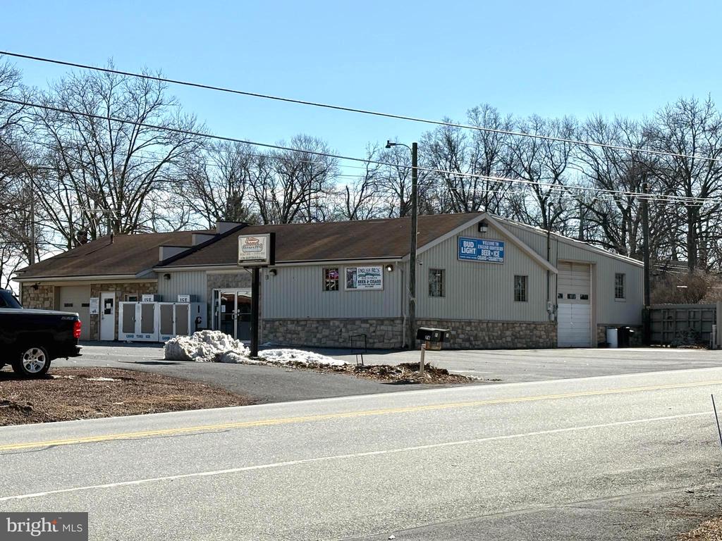 62 Hershey Rd