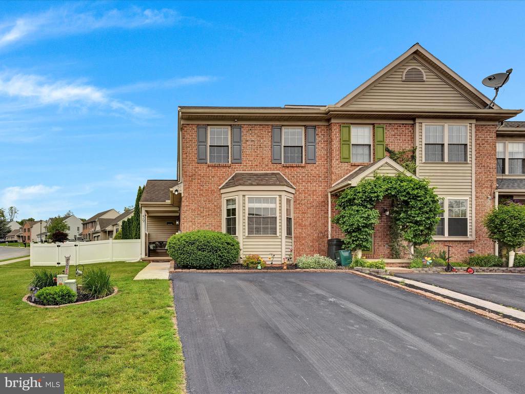 59 Windemere Ct