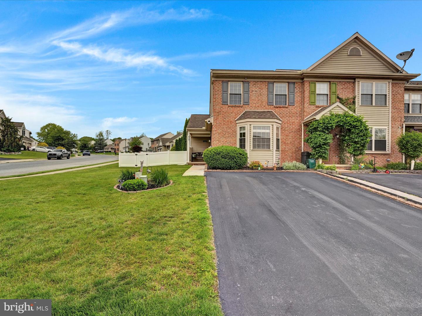 59 Windemere Ct