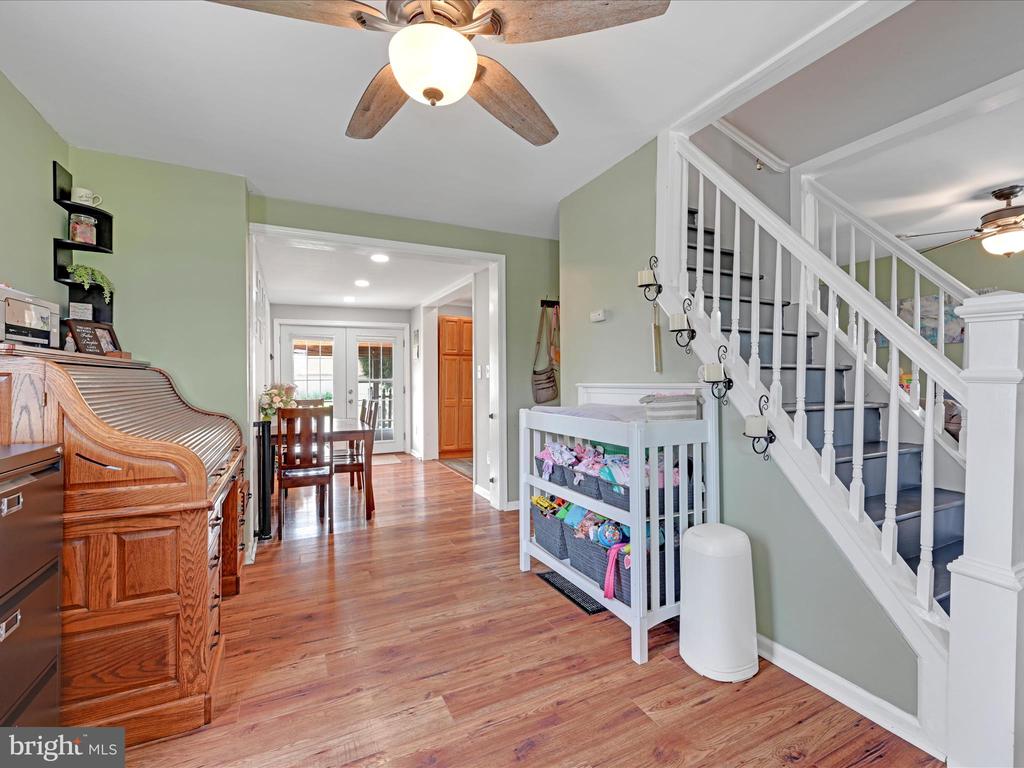 1056 Bellaire Rd