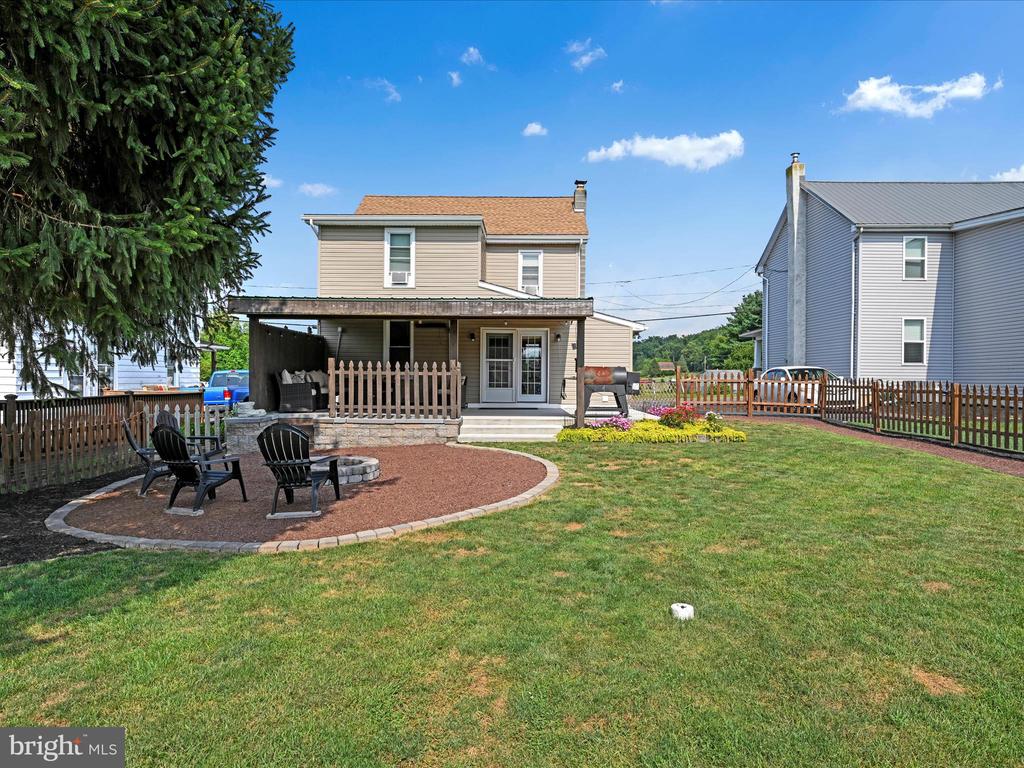 1056 Bellaire Rd