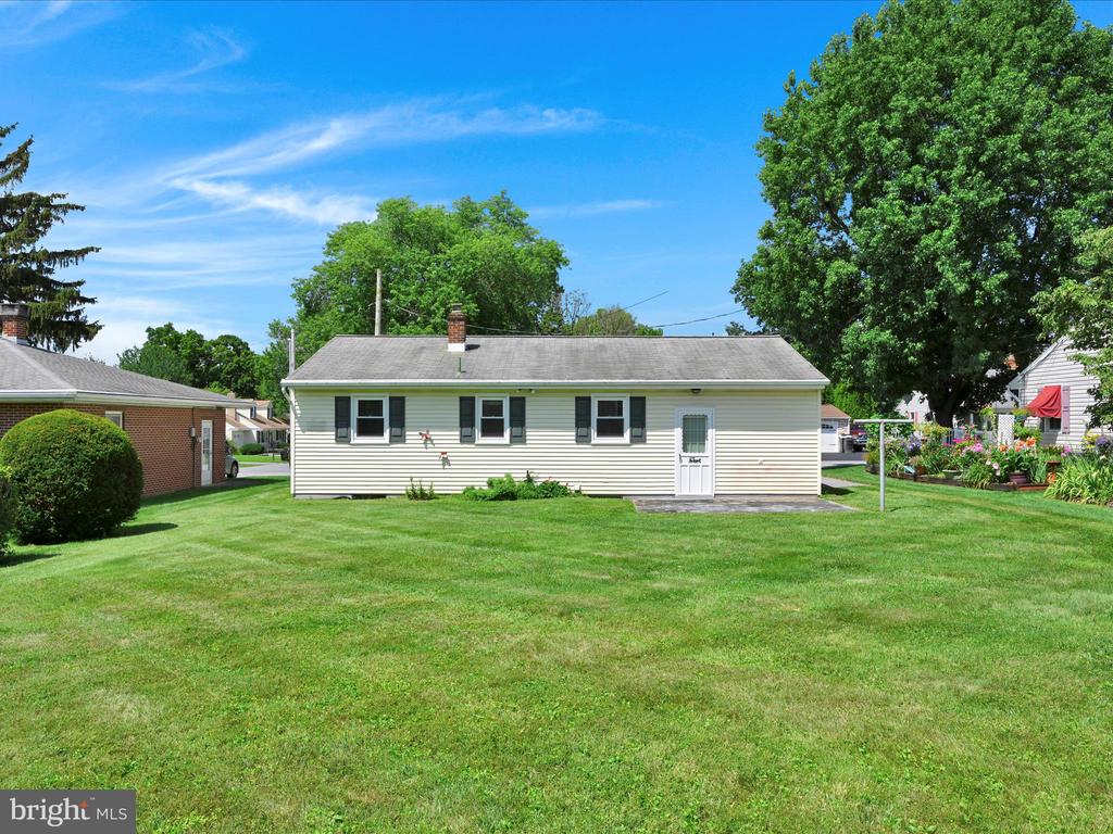 75 Circle Dr
