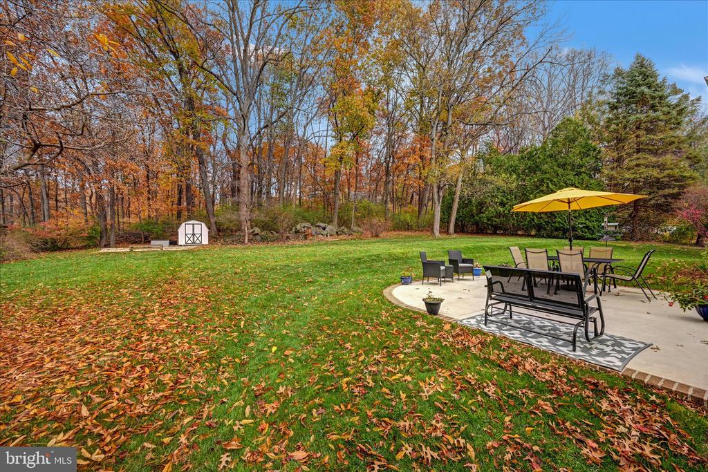 242 PERSIMMON LANE