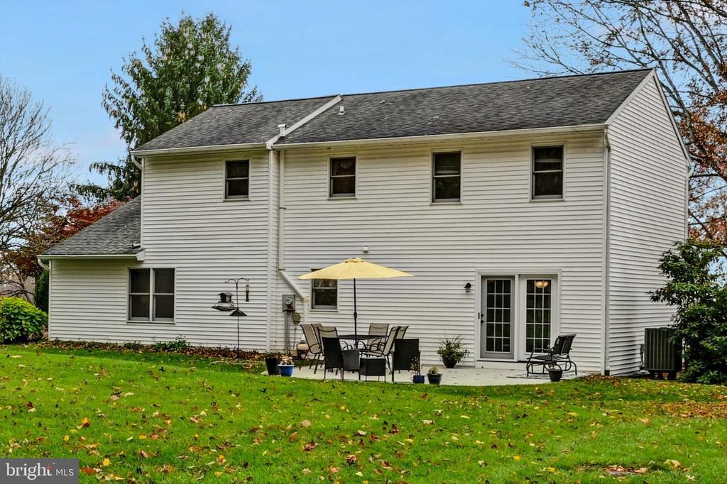 242 PERSIMMON LANE