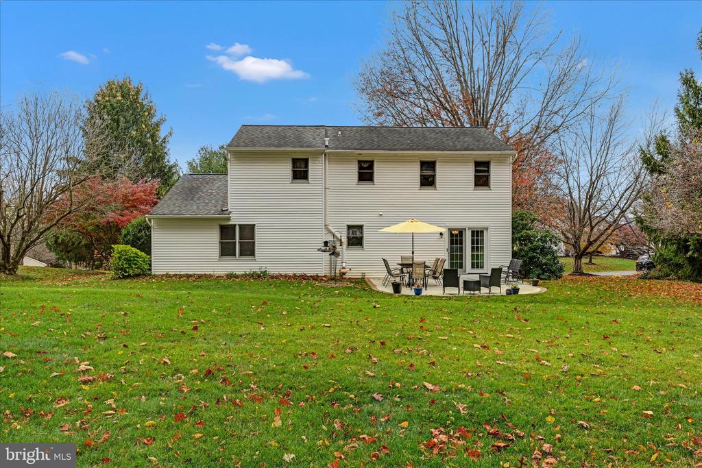 242 PERSIMMON LANE