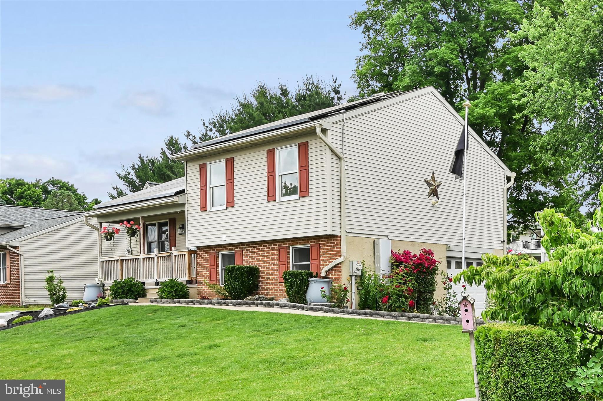 101 FOXCHASE DRIVE