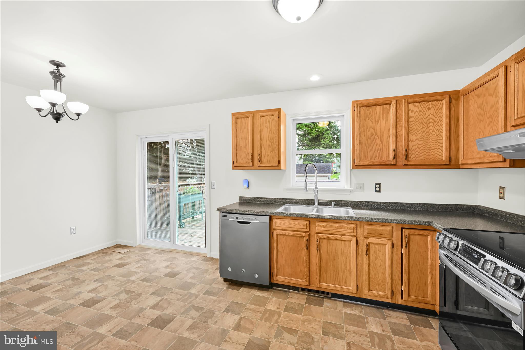 101 FOXCHASE DRIVE