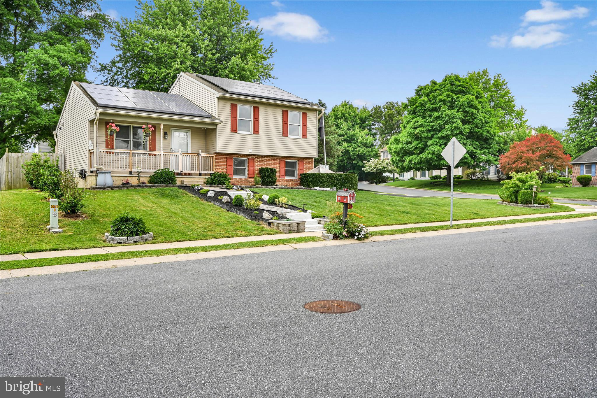 101 FOXCHASE DRIVE
