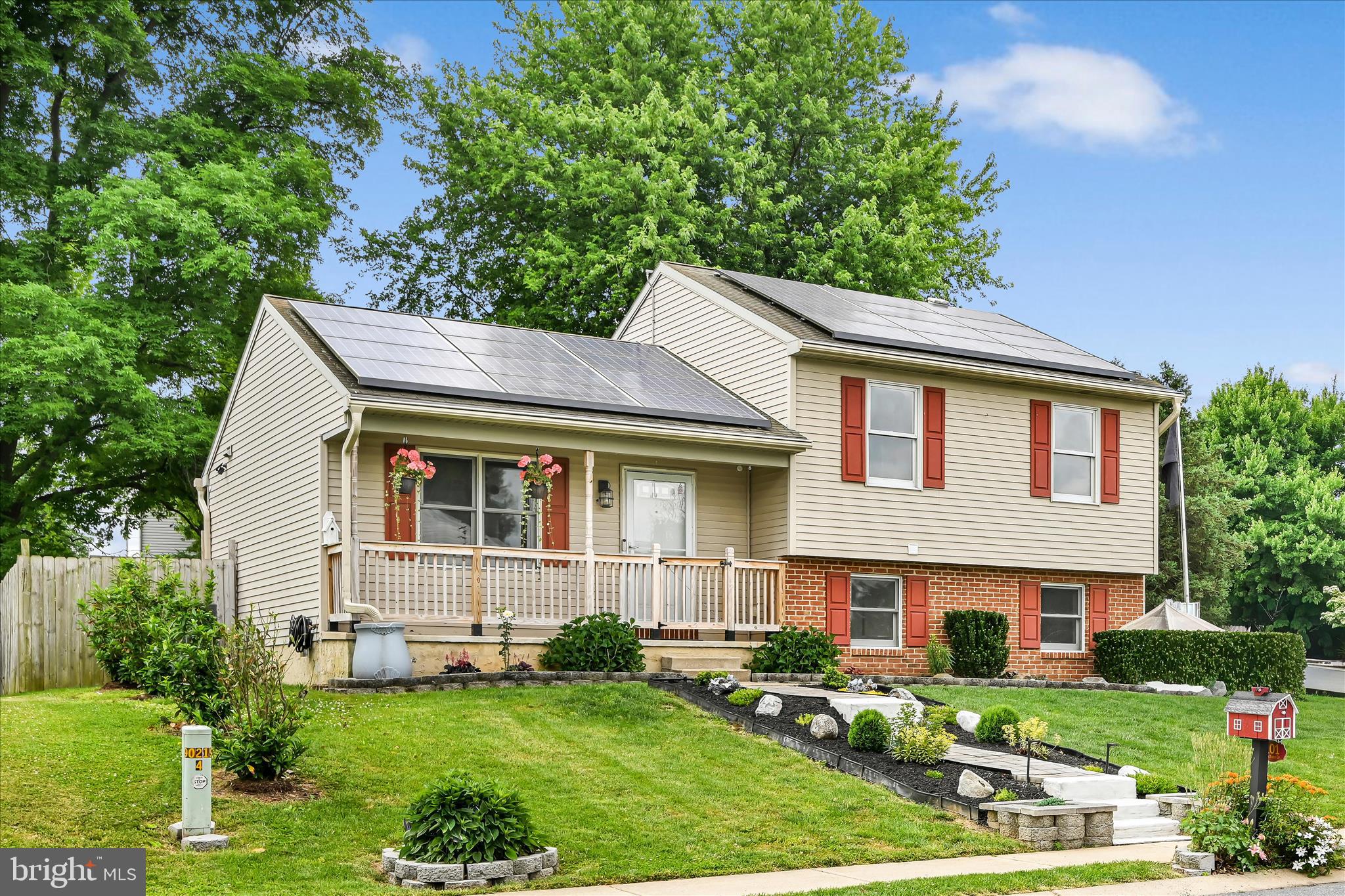 101 FOXCHASE DRIVE