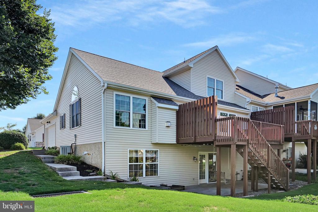 1585 HICKORY RUN COURT