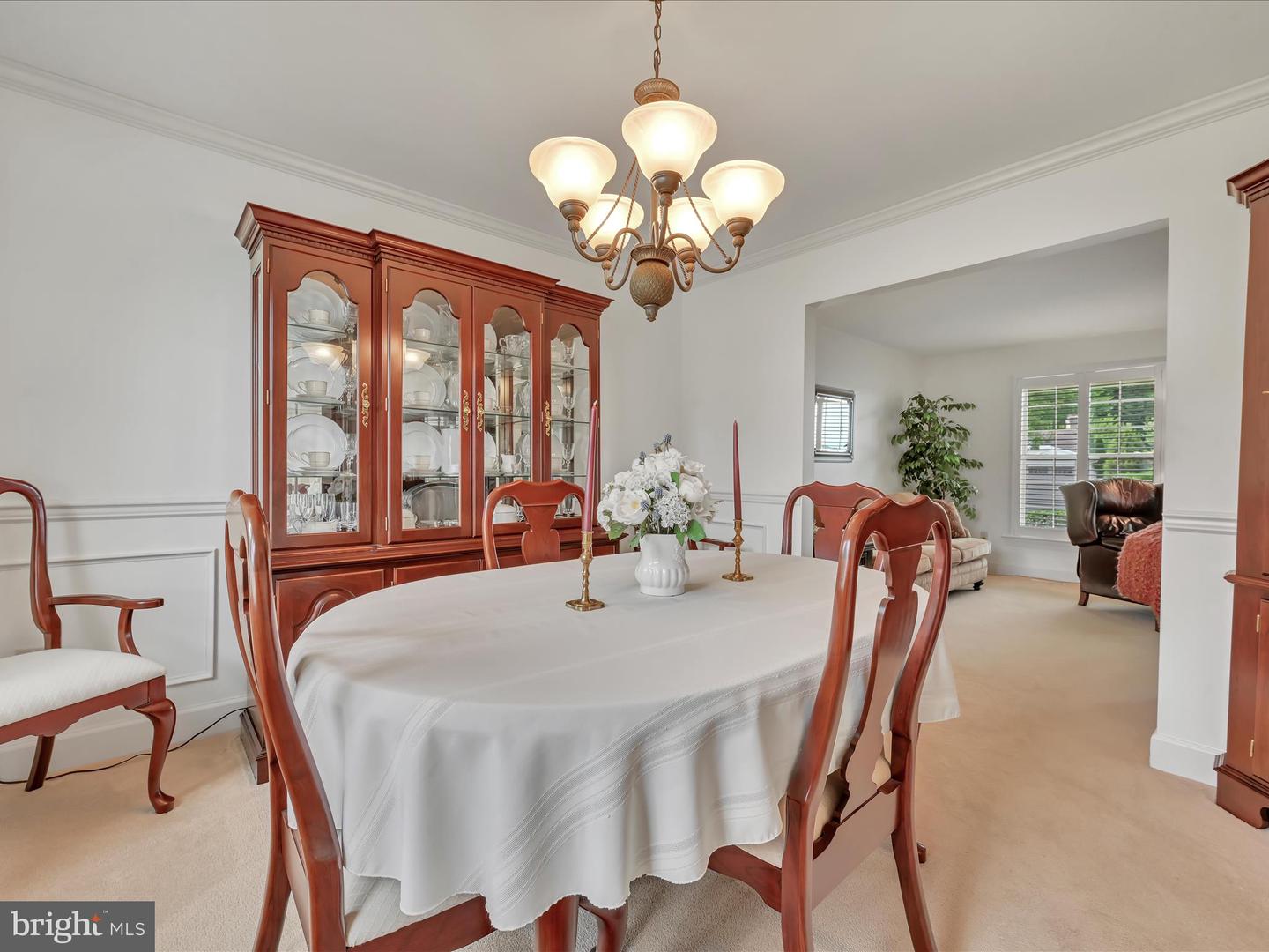 60 Sandalwood Dr