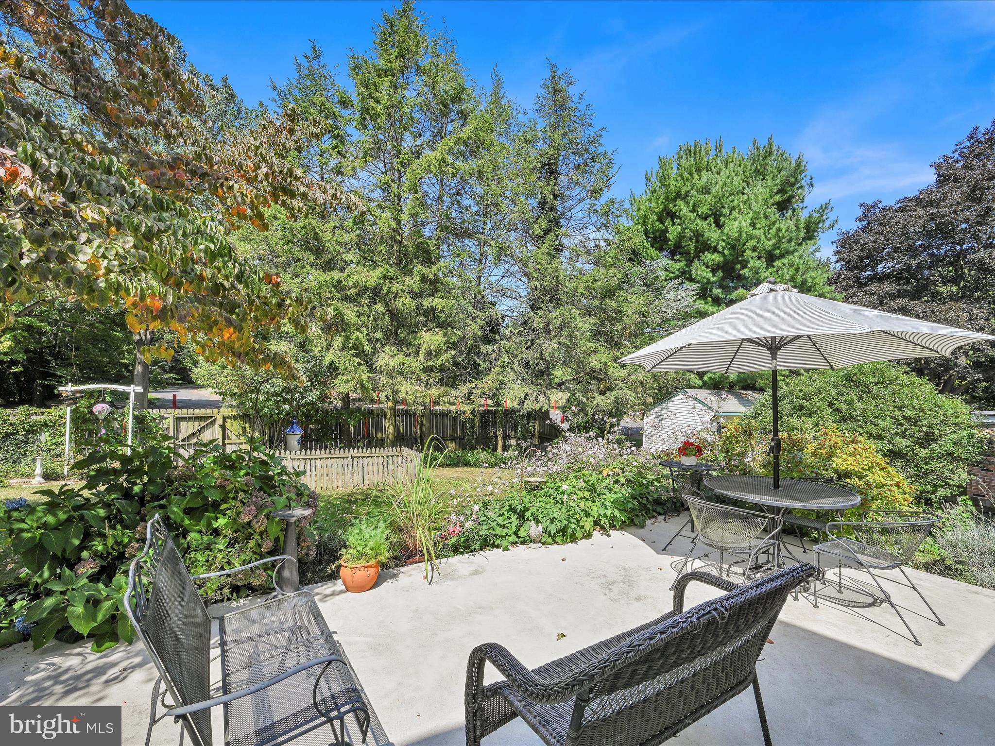 3 Sycamore Ln