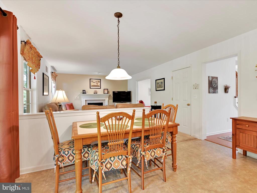15 Behrens Dr