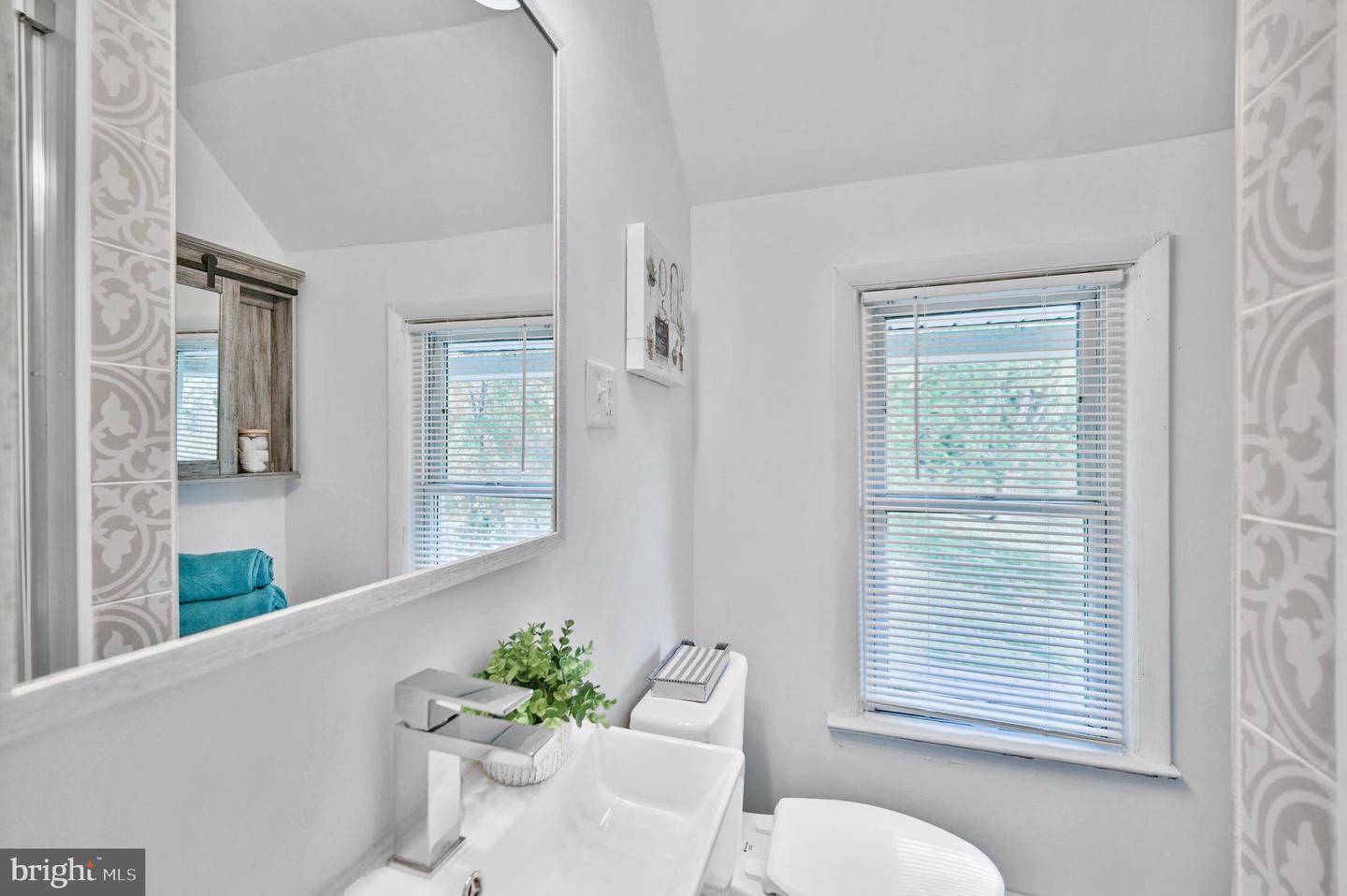 306 Highland Ave