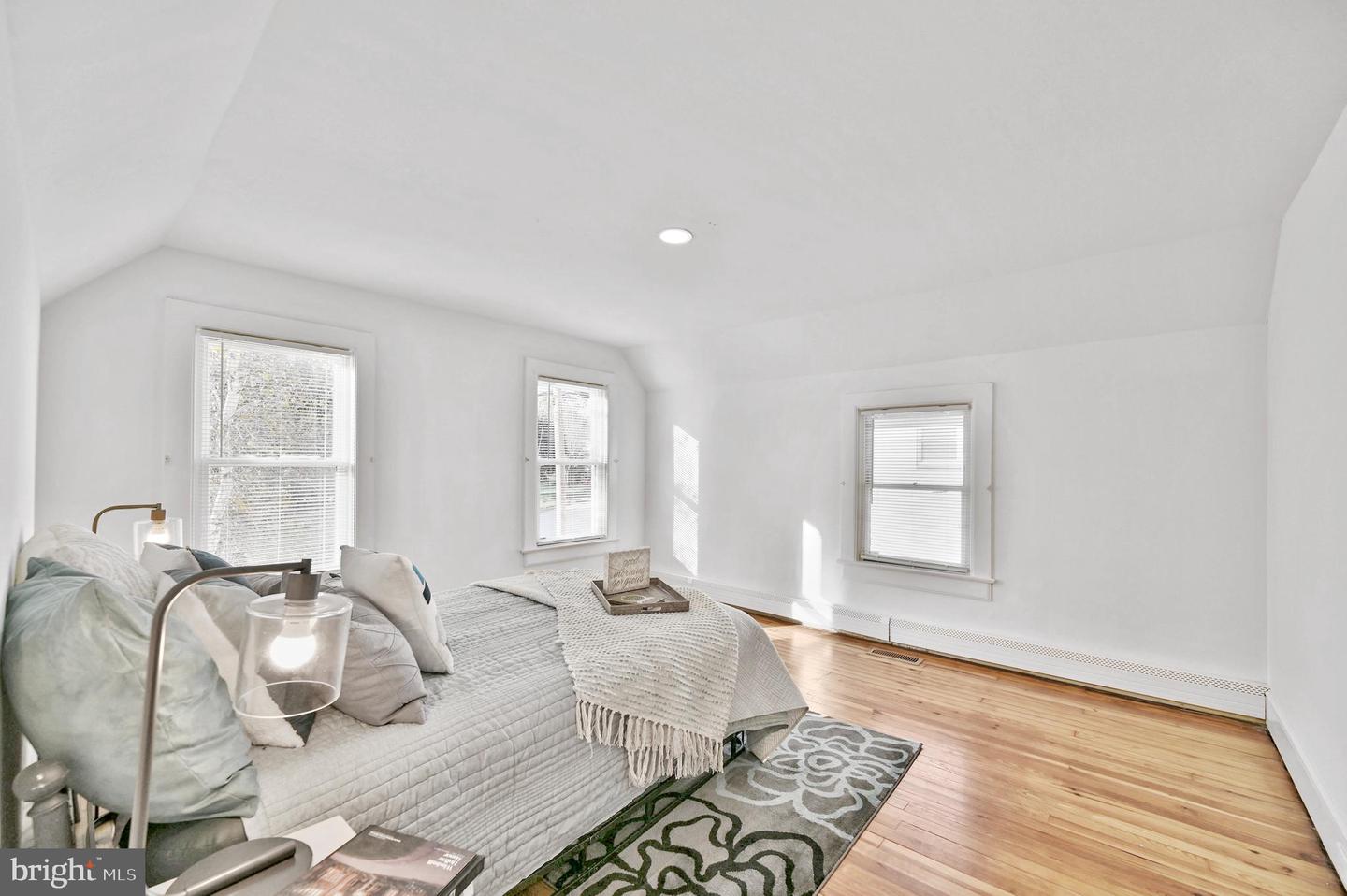306 Highland Ave