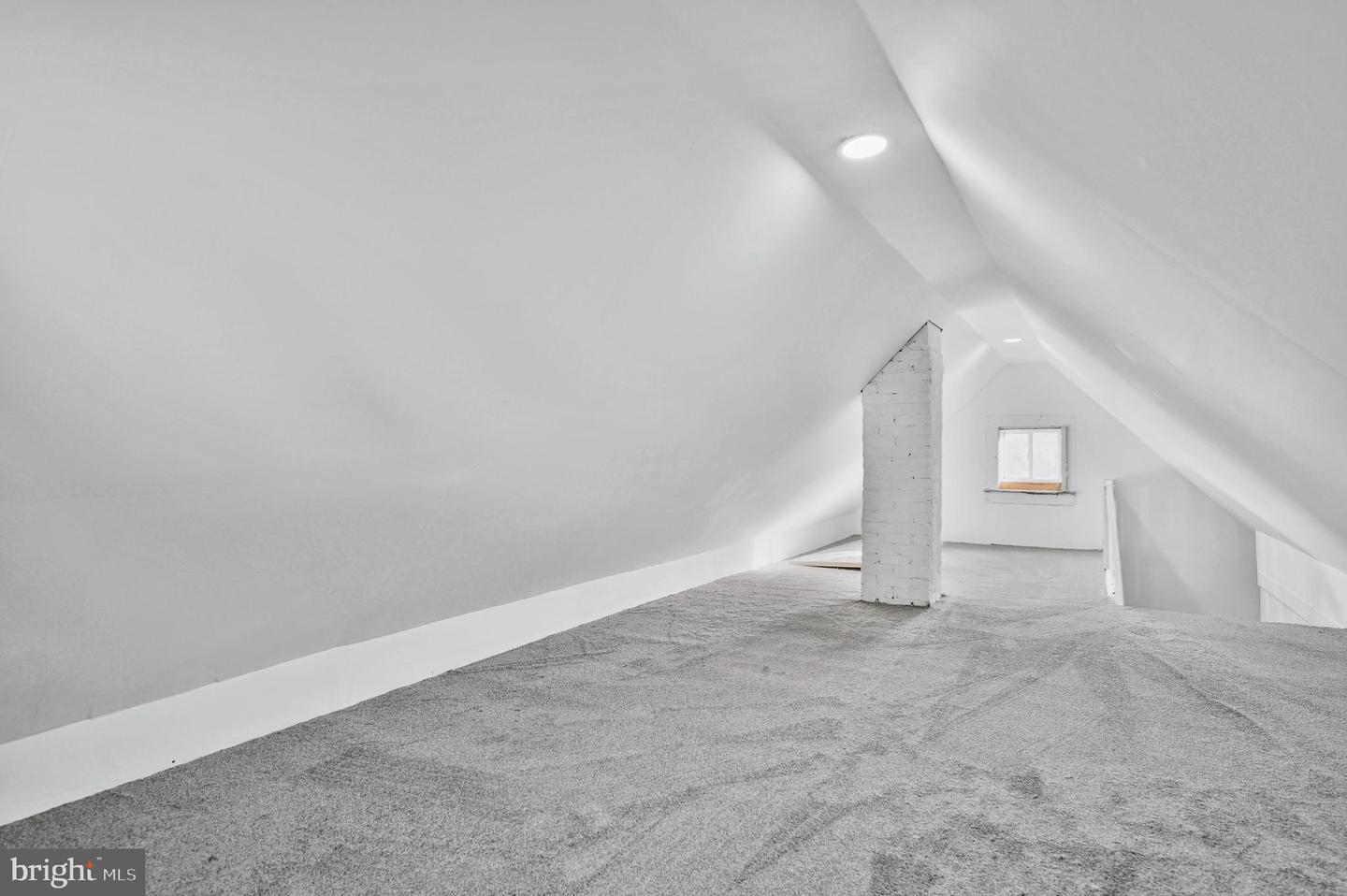 306 Highland Ave