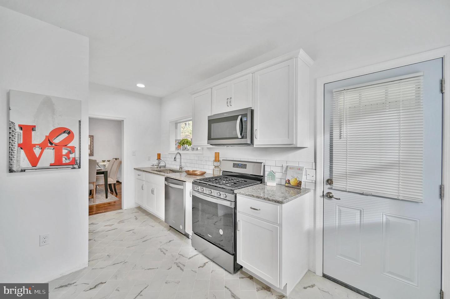 306 Highland Ave