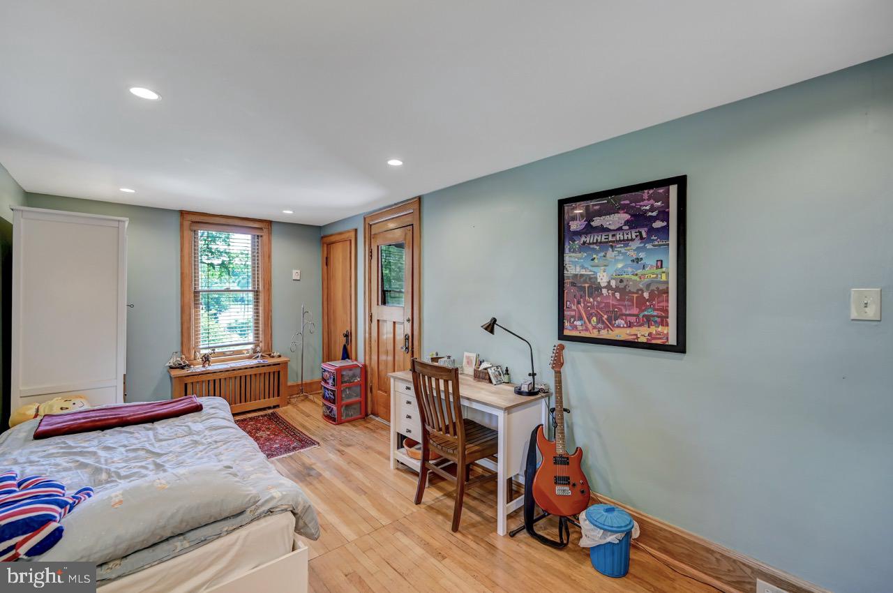 316 N Abington Rd