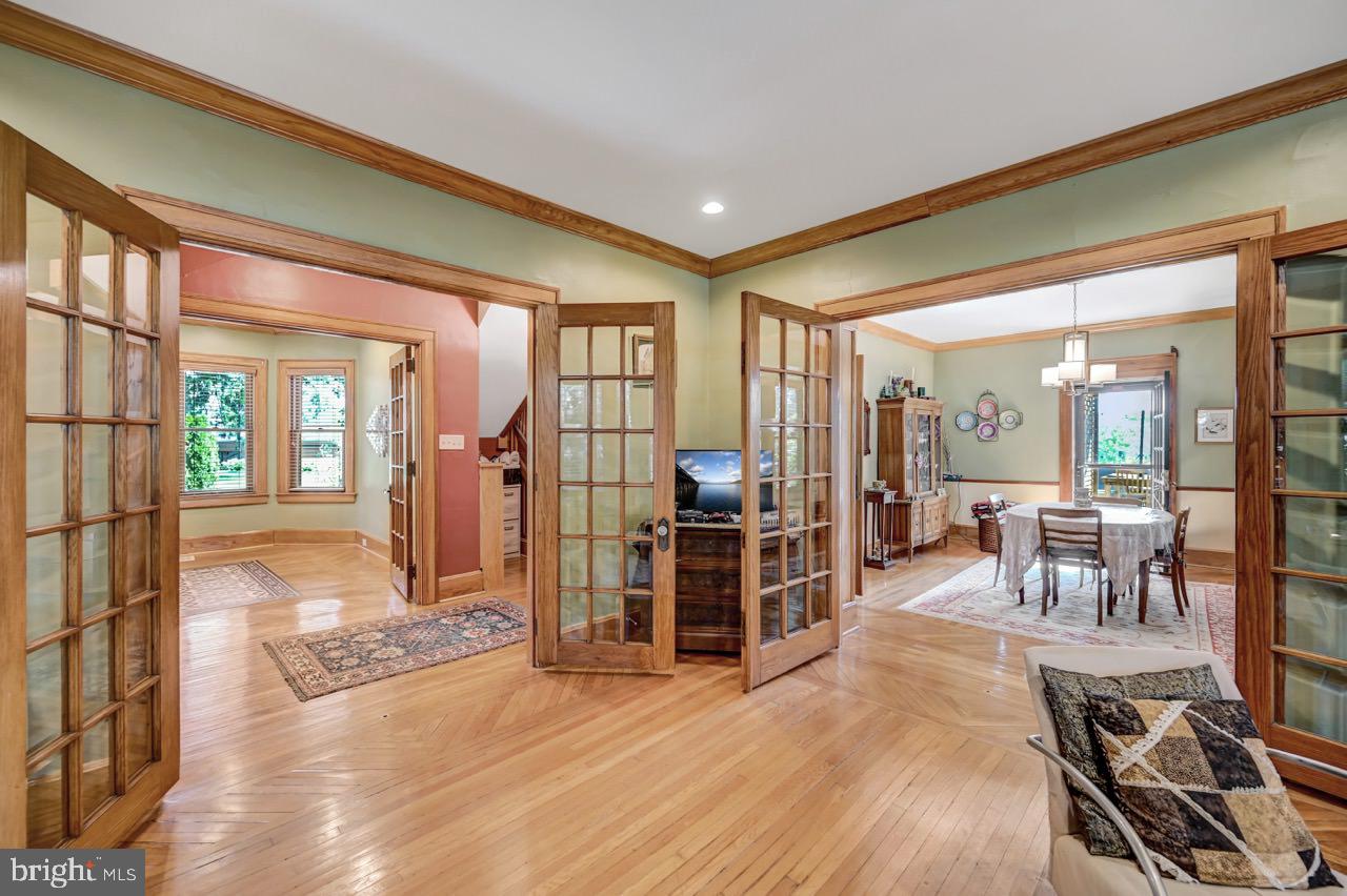 316 N Abington Rd