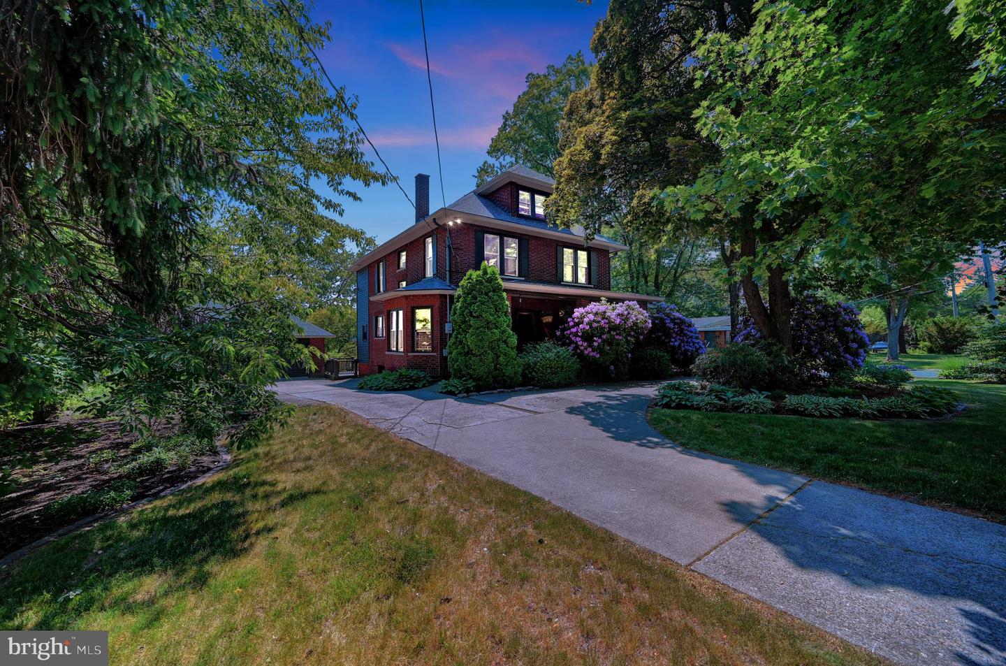 316 N Abington Rd